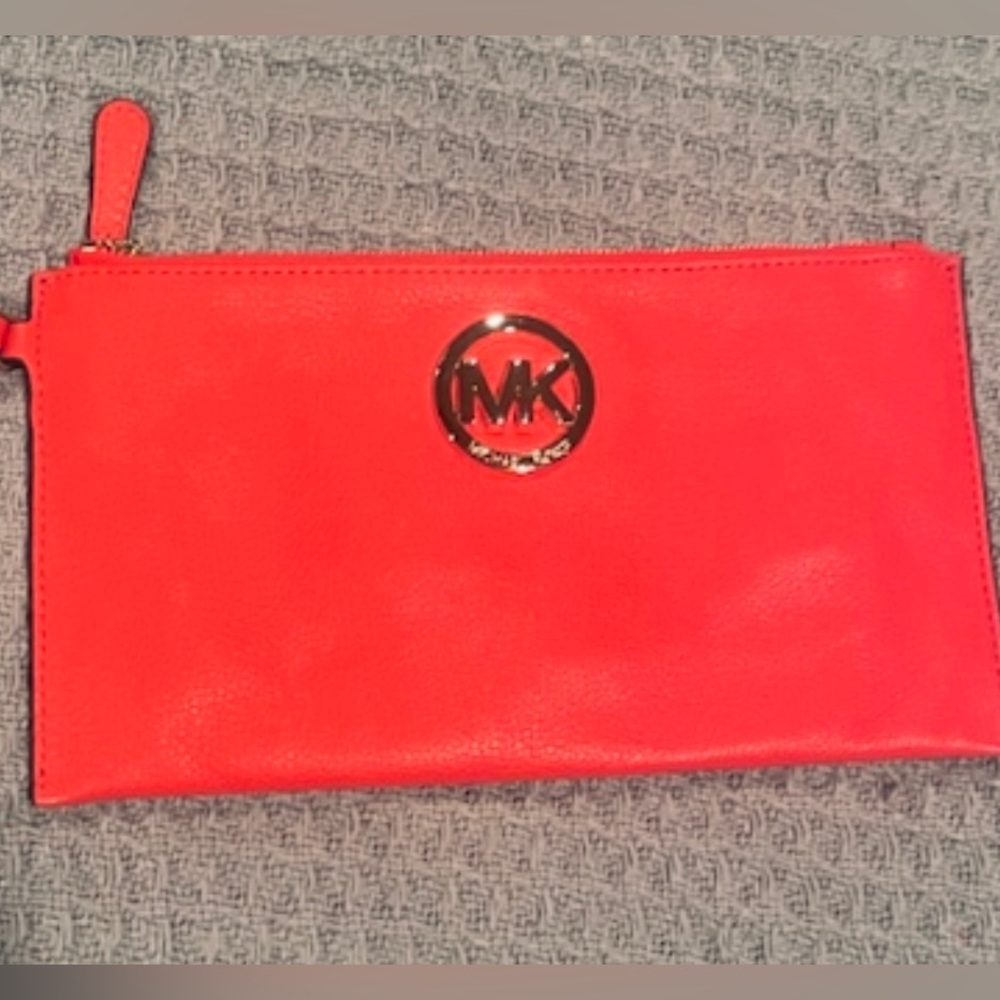 Michael Kors Leather Wristlet